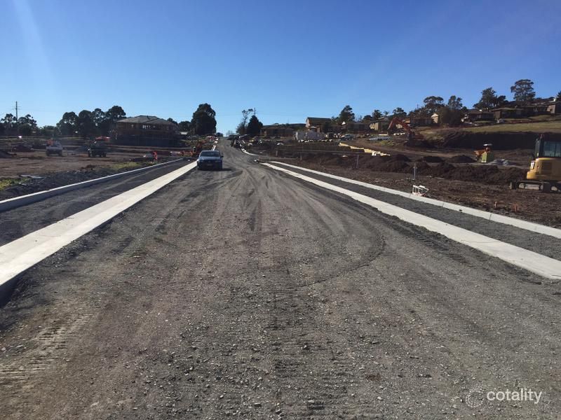 7 Tomerong St, Tullimbar, NSW 2527