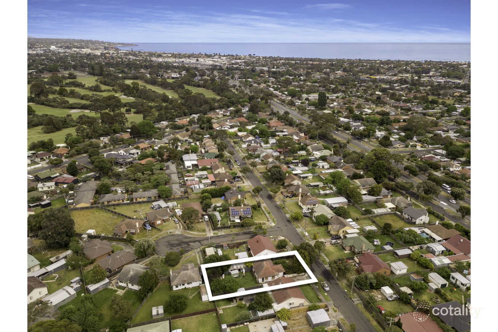 22 Plantation Ave, Frankston North, VIC 3200