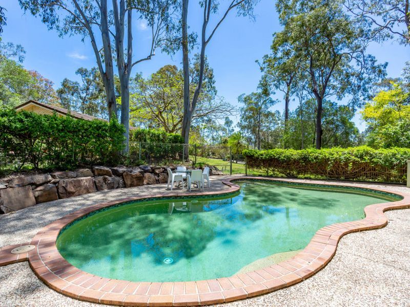 16 Woodvale Dr, Tallai, QLD 4213