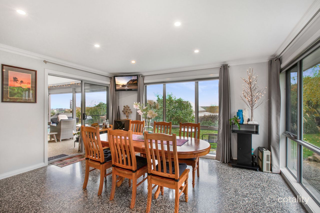 2 Zoe Ct, Neerim South, VIC 3831