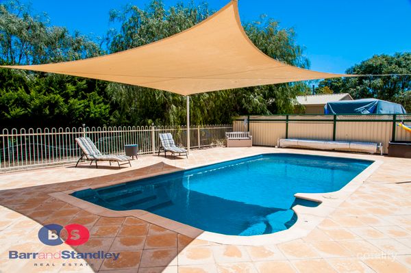 26 Tributary Pl, Leschenault, WA 6233