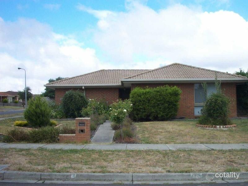 1 Ireland Ave, Narre Warren, VIC 3805