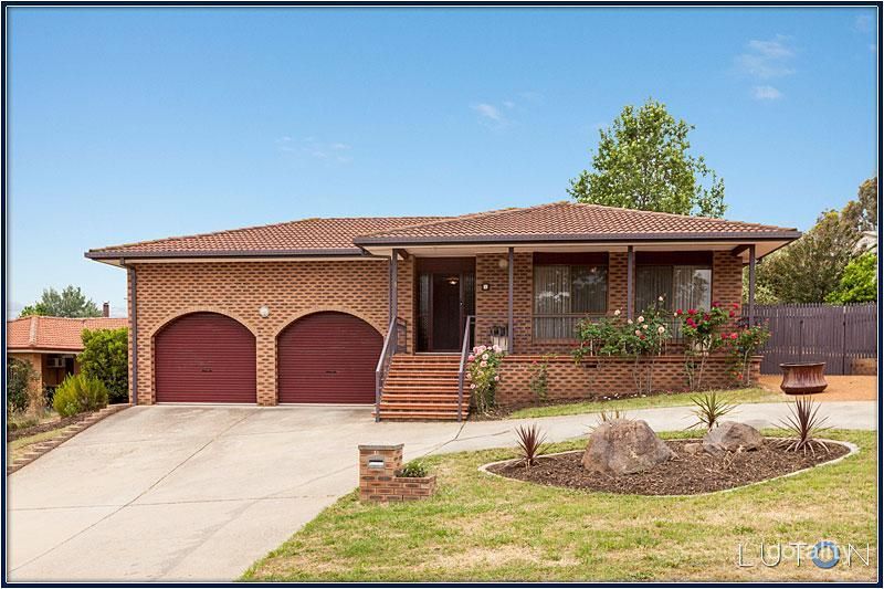 4 Wadham Pl, Florey, ACT 2615