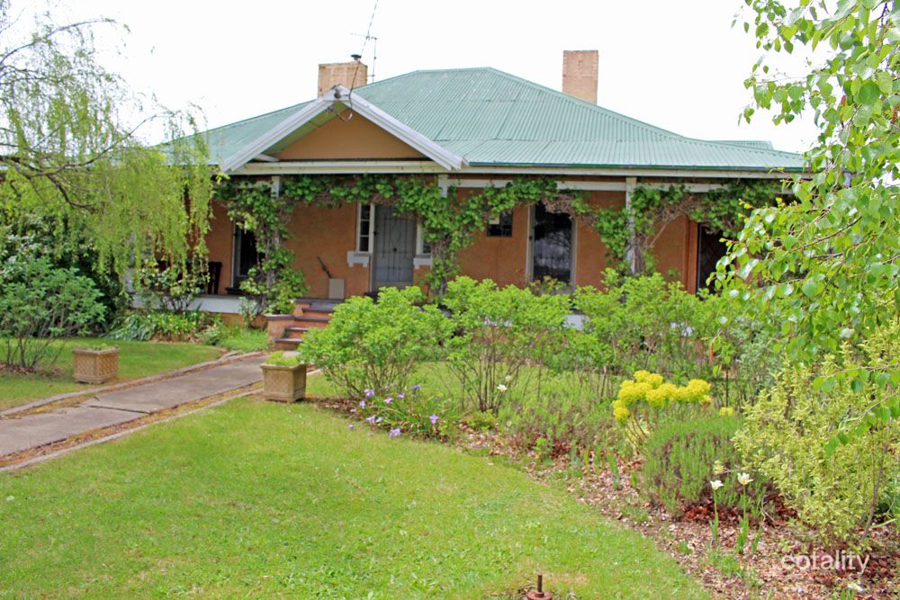 40 Maybe St, Bombala, NSW 2632