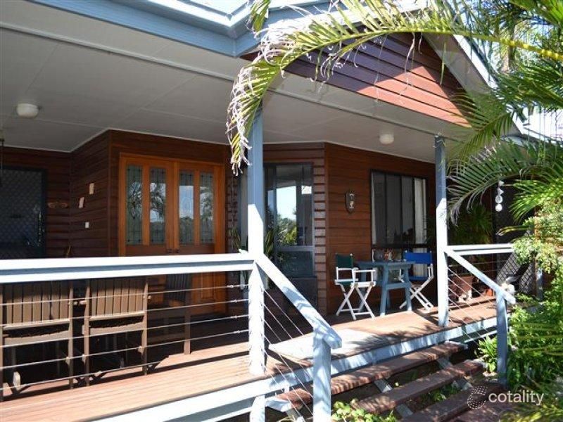12 Treviso Ct, Urangan, QLD 4655