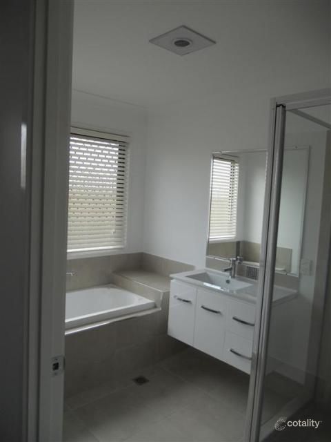 6 College Ct, North Mackay, QLD 4740