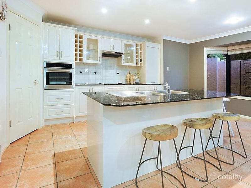 6 Tinaroo Ct, Albany Creek, QLD 4035