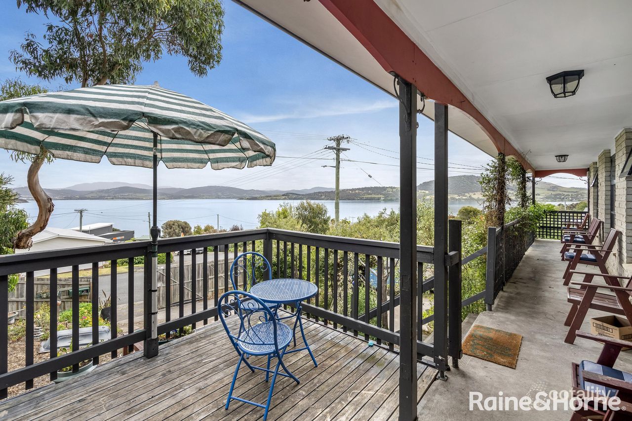 13 Brady St, Midway Point, TAS 7171