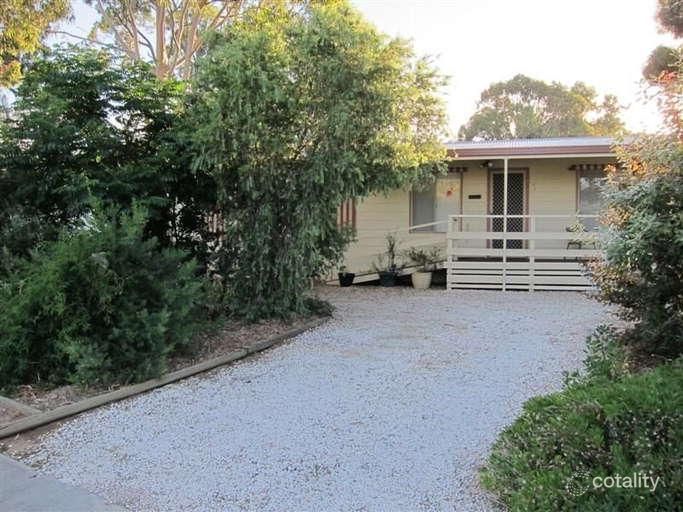 6 Robert St, Lyndoch, SA 5351