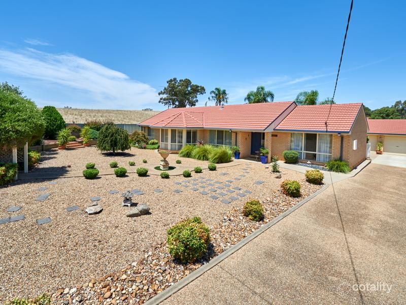 28 Tarcutta St, Ladysmith, NSW 2652