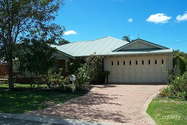 28 Laguna Grn, Jandakot, WA 6164