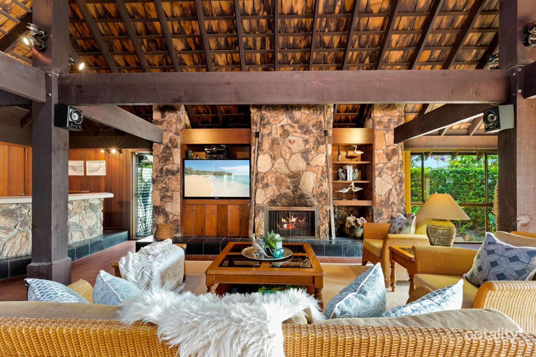 6 Tyrone Ave, Bundall, QLD 4217