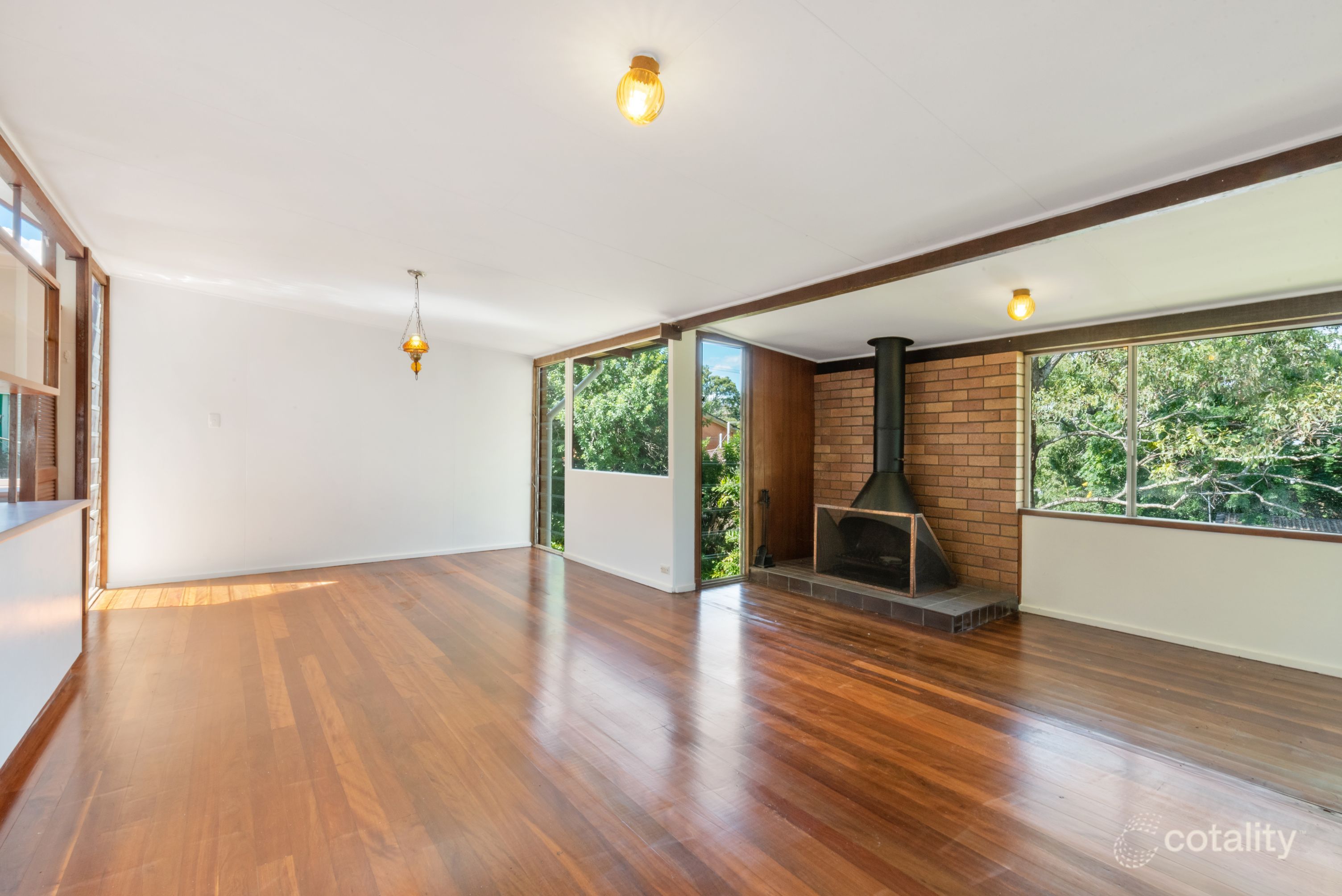 7 Parnoolar Cres, Ferny Hills, QLD 4055