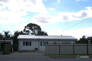 184 George St, Queens Park, WA 6107