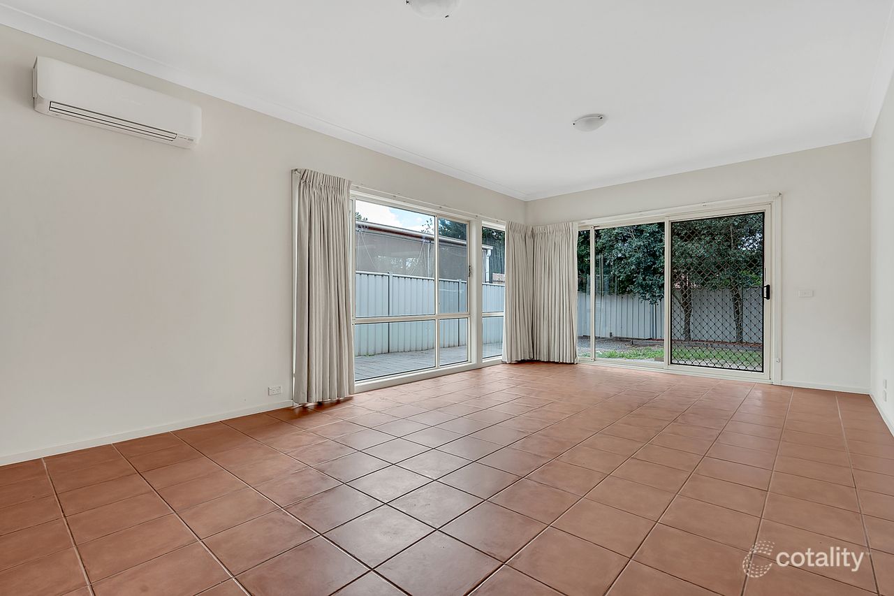 6 Larkwood Lane, Craigieburn, VIC 3064