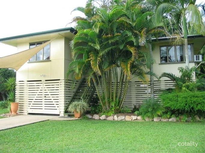 4 Marina Pde, Ingham, QLD 4850
