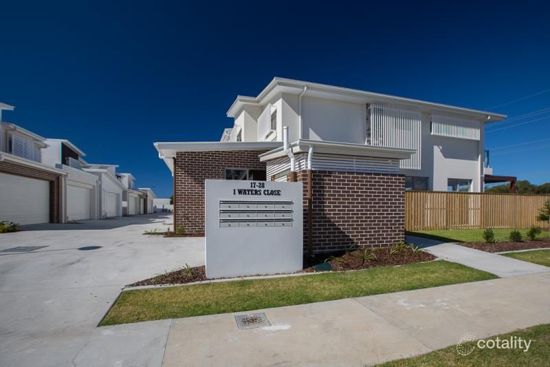 23/1-2 Waters Cl, Hope Island, QLD 4212