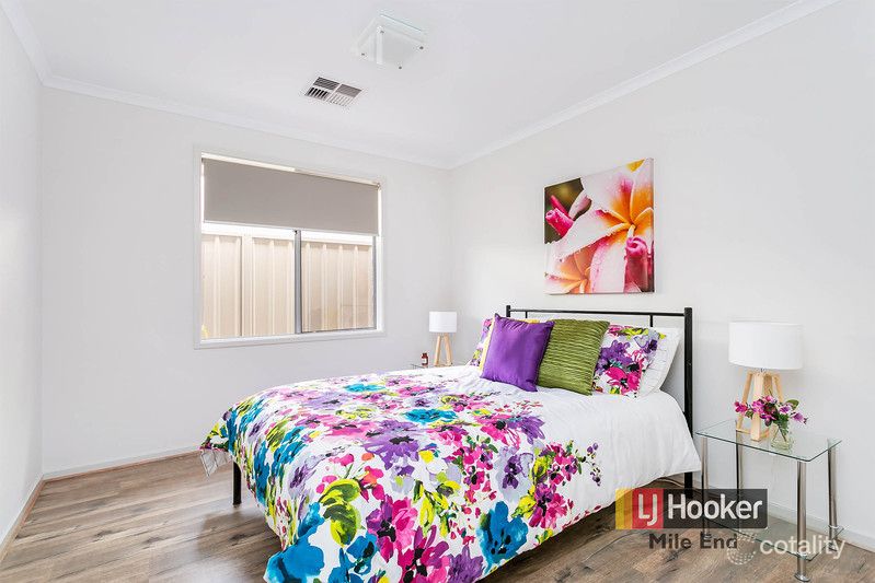 6a Julie Rd, Para Hills, SA 5096