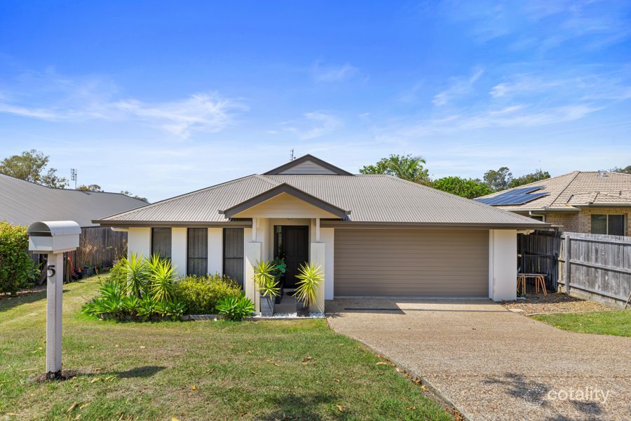 5 Parkview Cl, Southside, QLD 4570