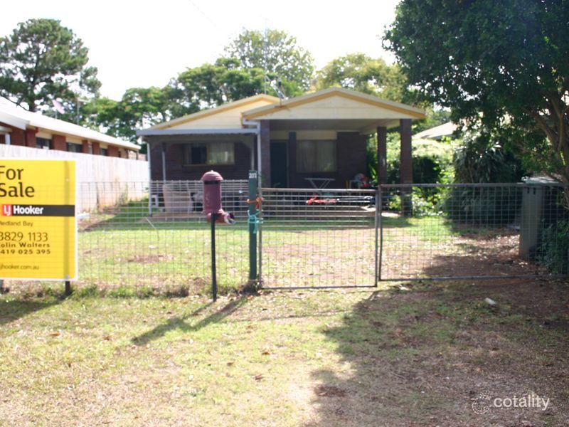 207 Dart St, Redland Bay, QLD 4165
