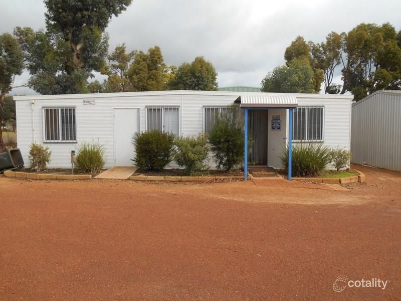 28 Farmers Ave, Boddington, WA 6390