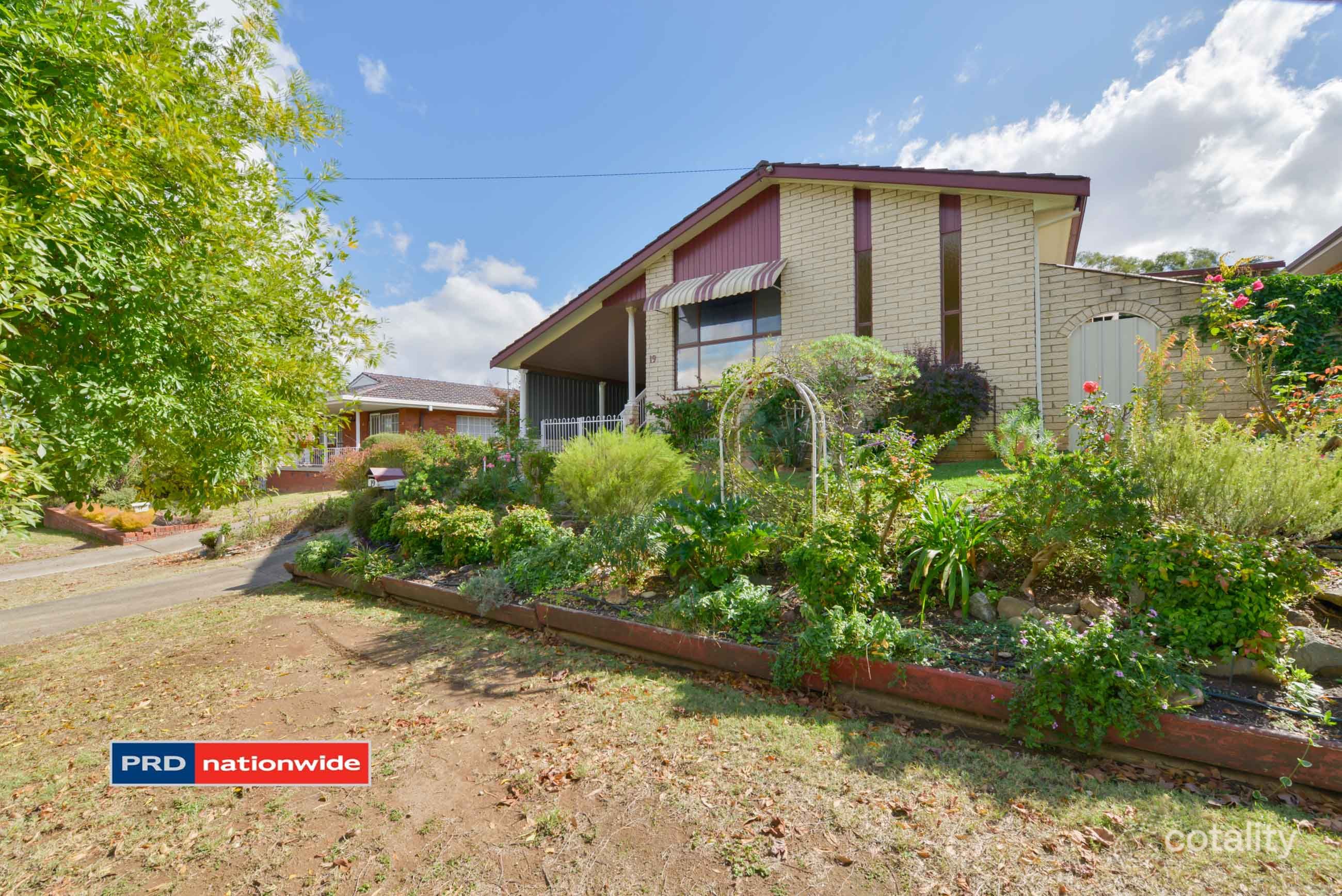 19 Ernest St, Oxley Vale, NSW 2340