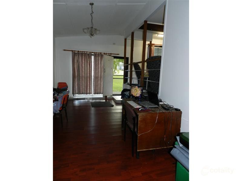 10 Atherton St, Sarina, QLD 4737