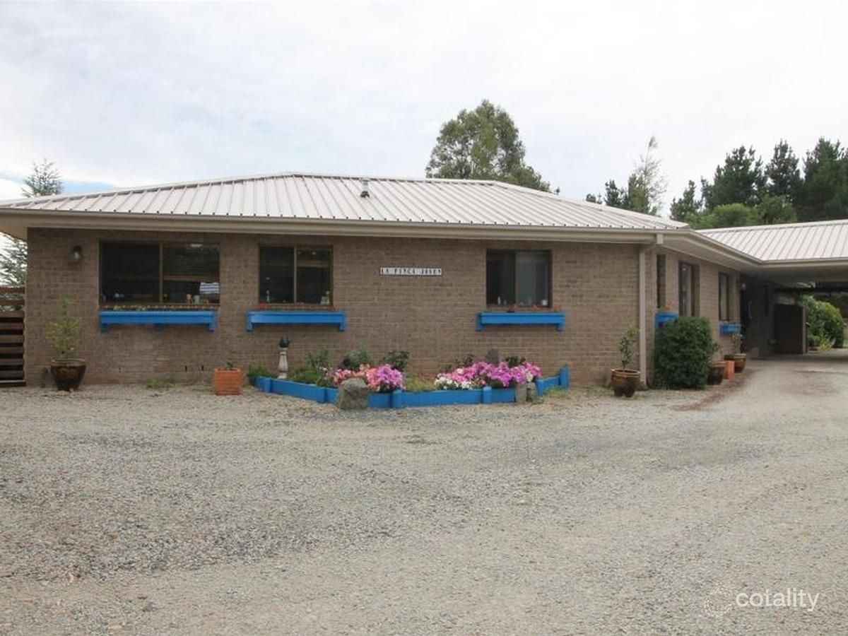 17 Lakewood Dr, Jindabyne, NSW 2627