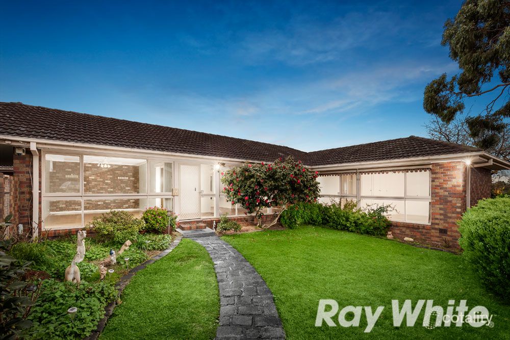 14 Dunbarton Dr, Wantirna, VIC 3152
