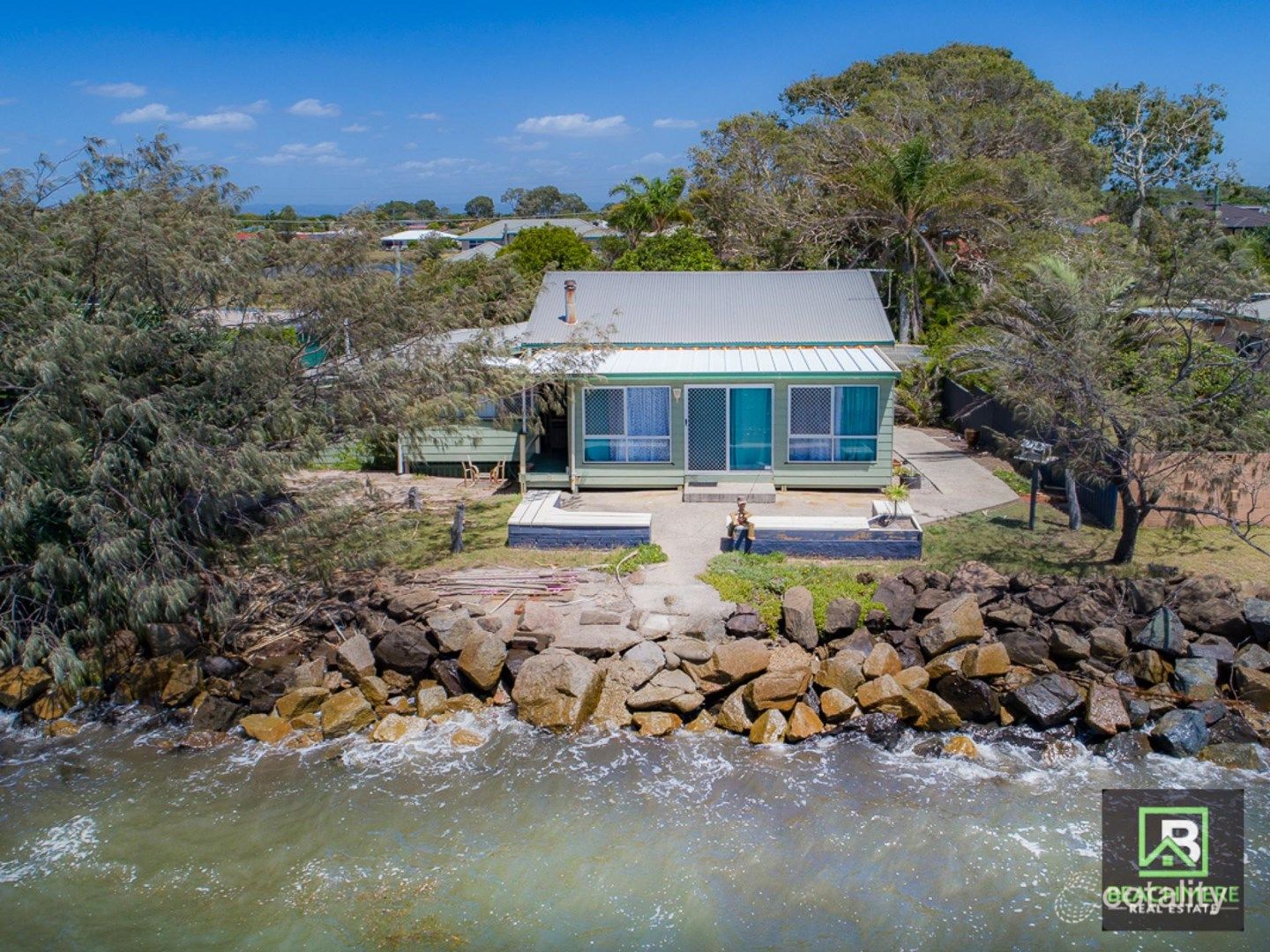 79 Biggs Ave, Beachmere, QLD 4510
