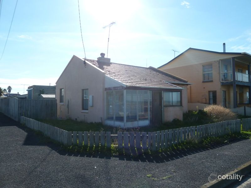 47 Sea Pde, Port Macdonnell, SA 5291