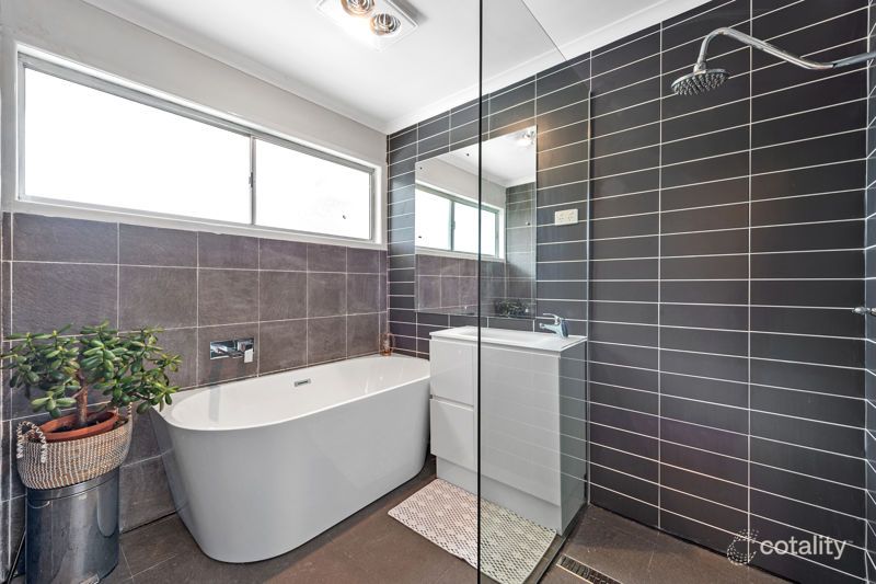 6 Lacaroo St, Bracken Ridge, QLD 4017