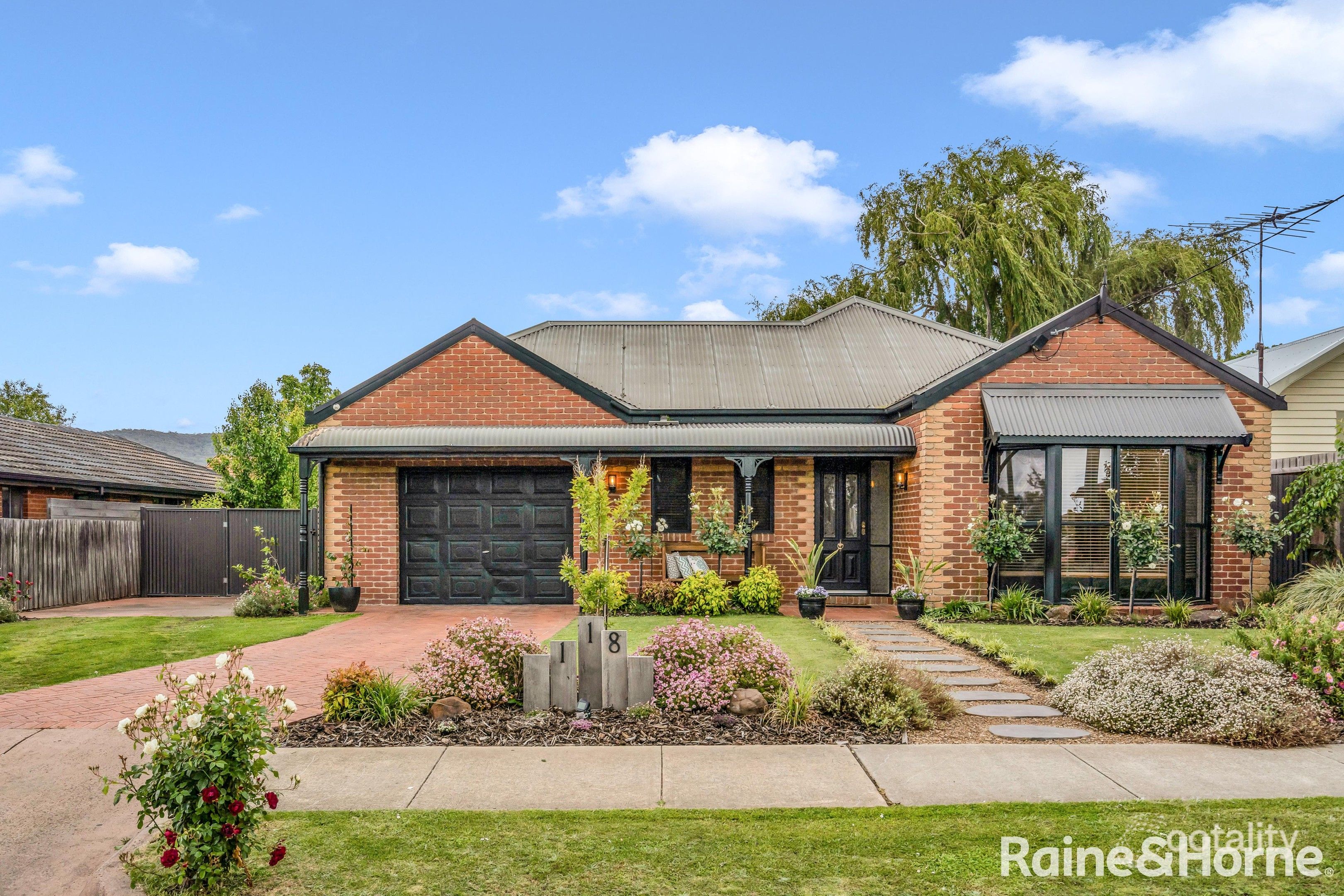 118 Main Rd, Riddells Creek, VIC 3431