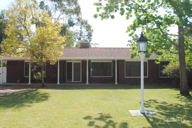 5 Merindah Ave, Moree, NSW 2400