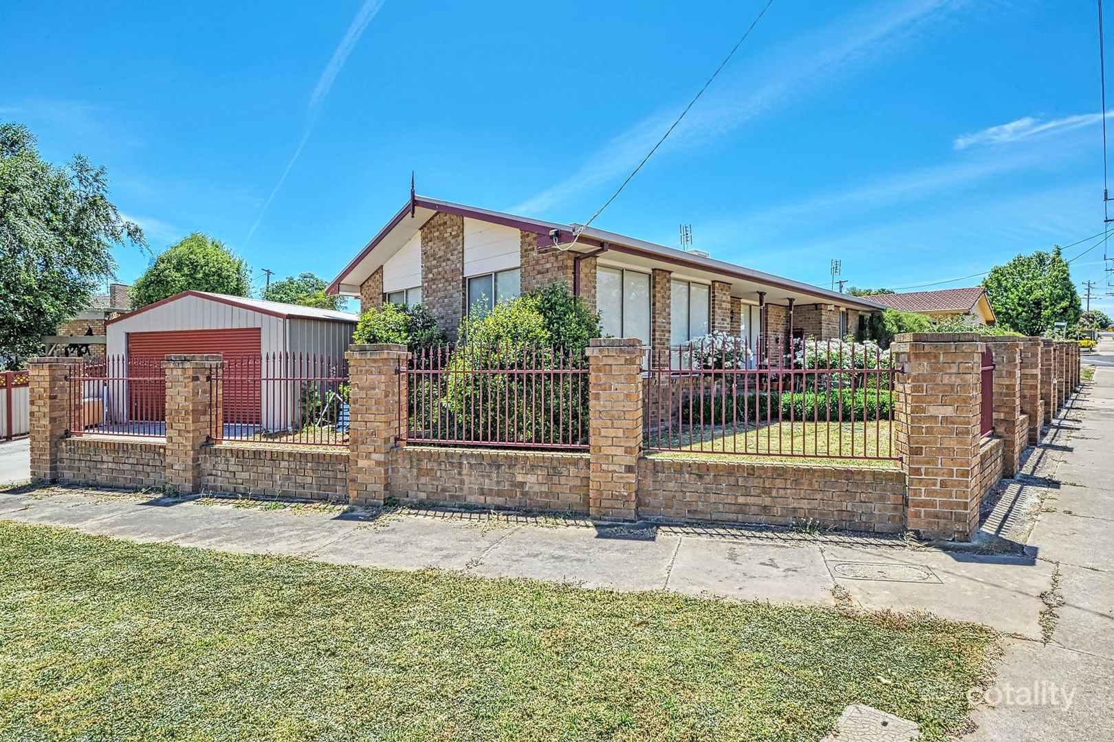 31 Darlington Rd, Stawell, VIC 3380
