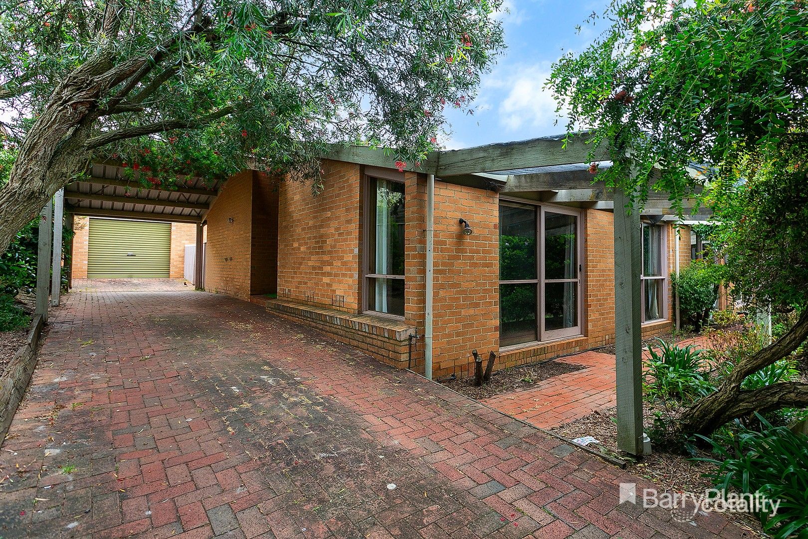 4 Roundhay Ct, Berwick, VIC 3806