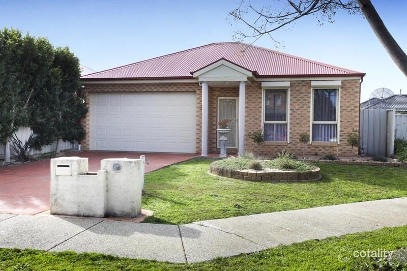 8 Waranga Cl, Caroline Springs, VIC 3023