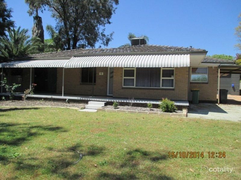 4 Brackley Rd, Armadale, WA 6112