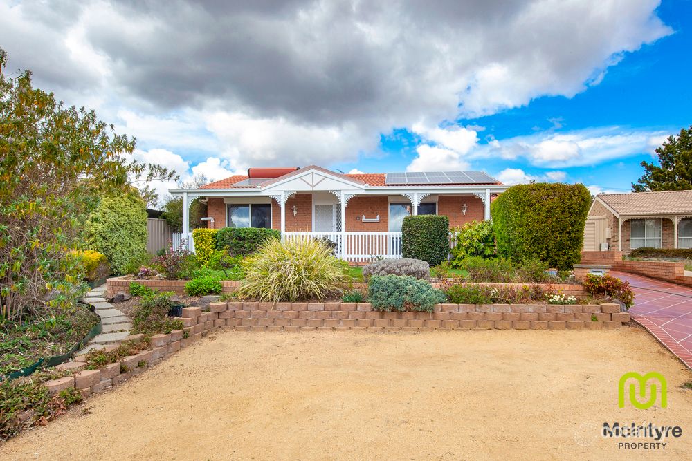 9 Hingston Cl, Bonython, ACT 2905
