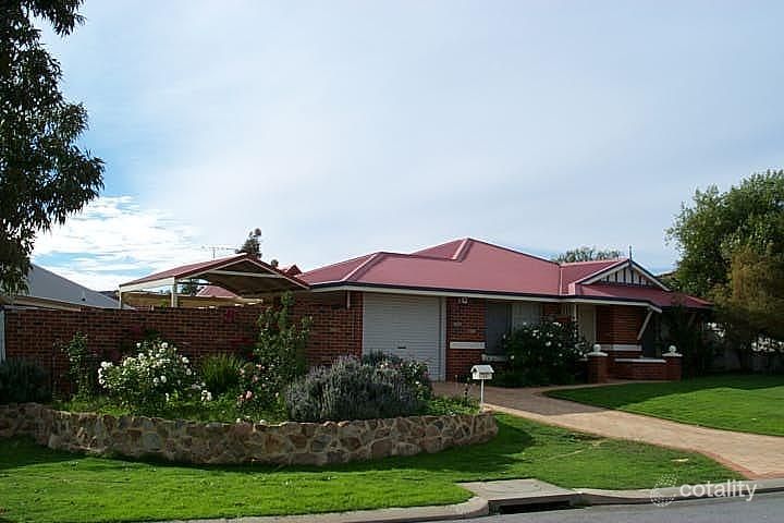 12 Koolama Rtt, Stratton, WA 6056