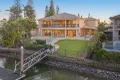 Property photo of 2639 Yanderra Close Hope Island QLD 4212