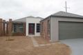 Property photo of 8 Moreton Close Caroline Springs VIC 3023