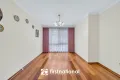 Property photo of 4 Tench Rise Endeavour Hills VIC 3802