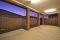 Property photo of 16 Redcliffs Crescent Roxburgh Park VIC 3064