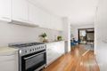 Property photo of 10 Olsen Walk Mill Park VIC 3082