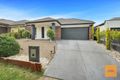 Property photo of 7 McLaren Chase Caroline Springs VIC 3023