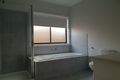 Property photo of 2 Barleygrass Crescent Brookfield VIC 3338