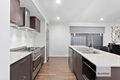 Property photo of 8 Aubisque Close Fraser Rise VIC 3336