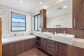 Property photo of 8 Whitewood Place Molendinar QLD 4214