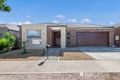 Property photo of 32 Wakefields Drive Brookfield VIC 3338